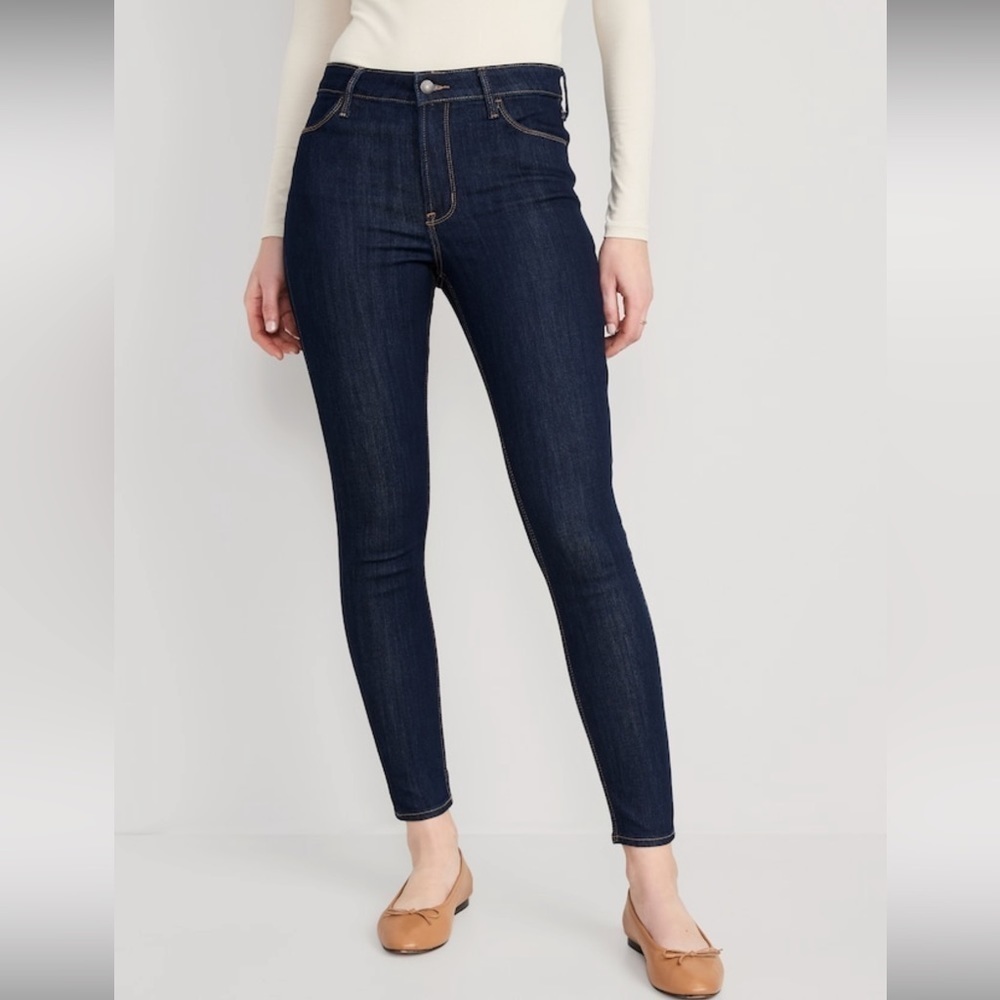 021 Old Navy High-Waisted Wow Super-Skinny Jeans